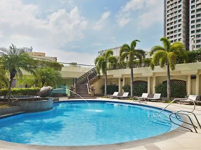 Sheraton Bay Hotel